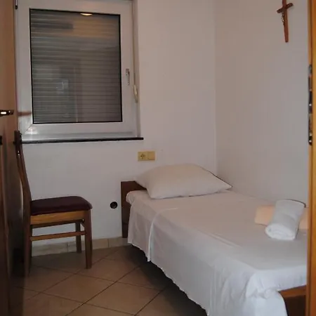 Pansion Nadja Hotel