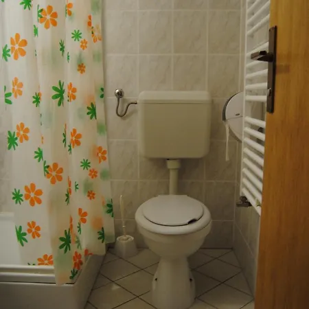 Hotel Pansion Nadja *